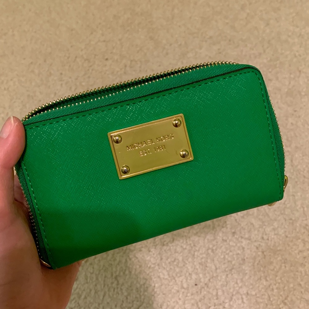 Gorgeous green Michael Kors wallet